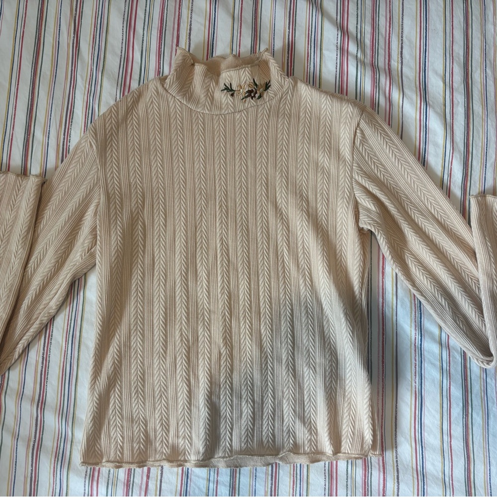 SHEIN Beige Chevron Turtleneck Sweater